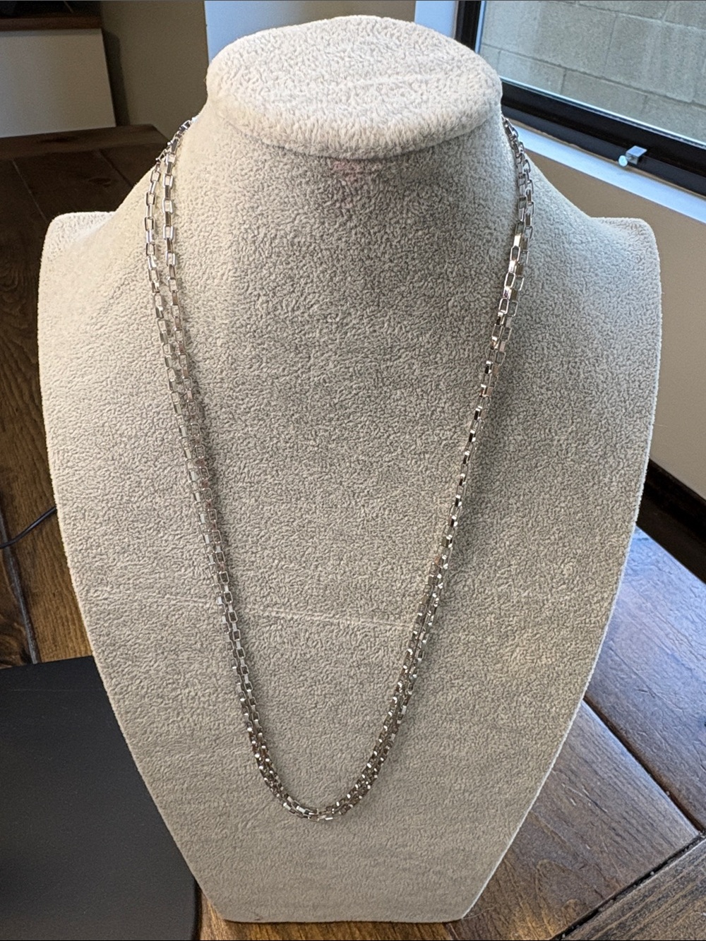 Classic Silver Chain Necklace - Unisex!